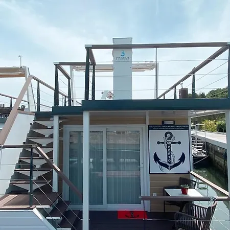 Sh Porto 1 Floating House, Marina Appartement *