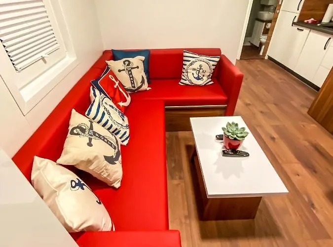 Sh Porto 1 Floating House, Marina アパート *